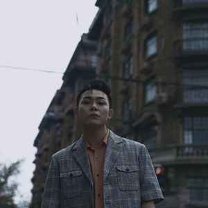 日韩美女玩小玩具演示色情视频网站
